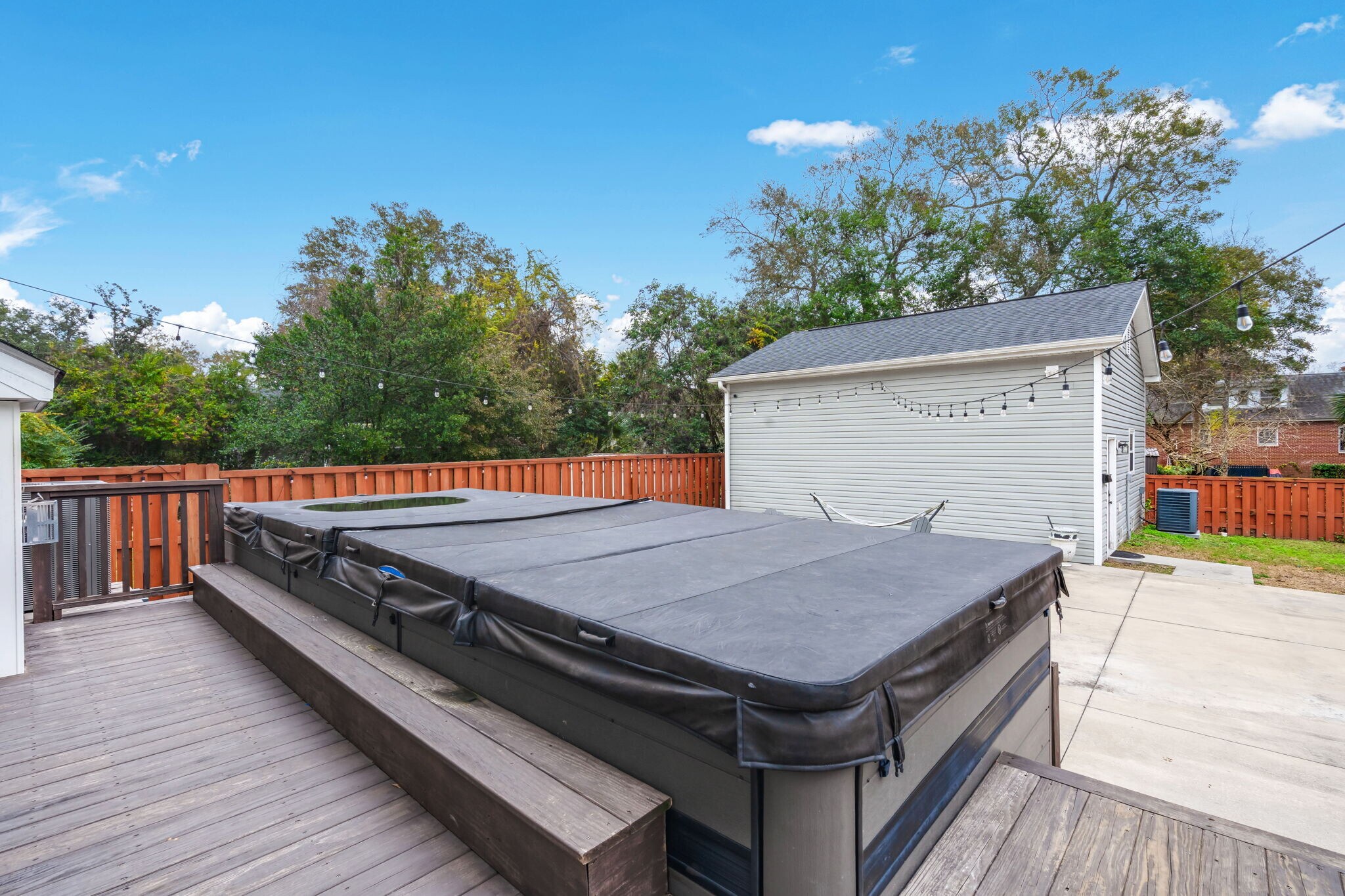 Building Photo - 65 Folly Road Blvd