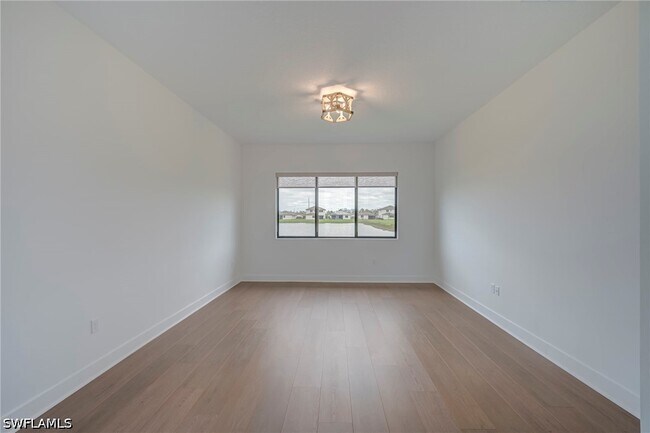 Building Photo - 5114 Panella Ave