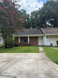 Building Photo - 3245 Mound Dr
