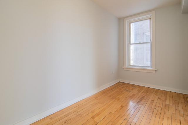 Building Photo - 2 bedroom in CHICAGO IL 60612