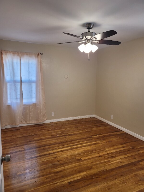 Building Photo - 6503 White Oak Ave