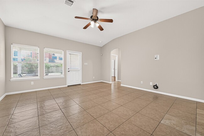 Building Photo - 430 Dockside Terrace