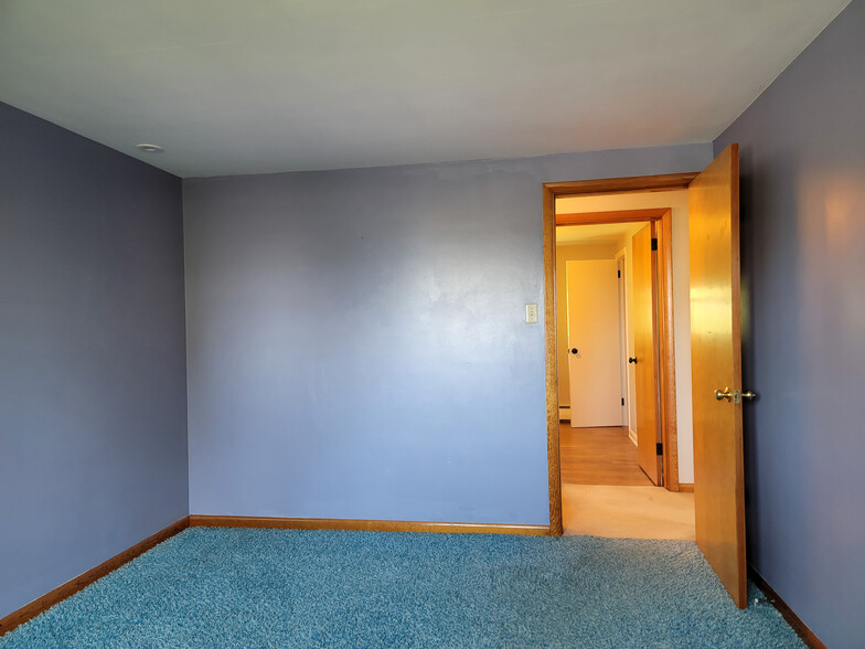 Building Photo - 65 Horseshoe Blvd