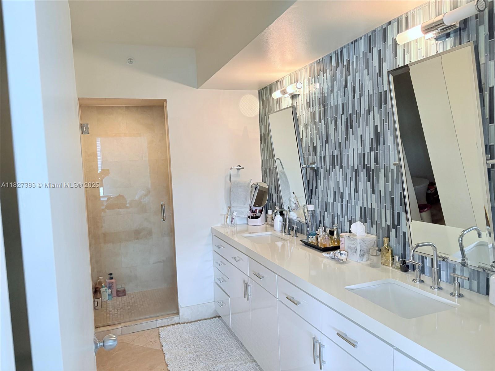 Building Photo - 1330 West Ave