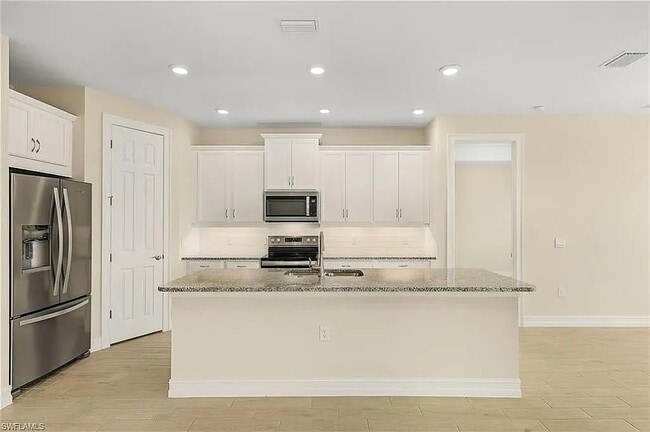 Building Photo - 891 Stonewater Lk Ter