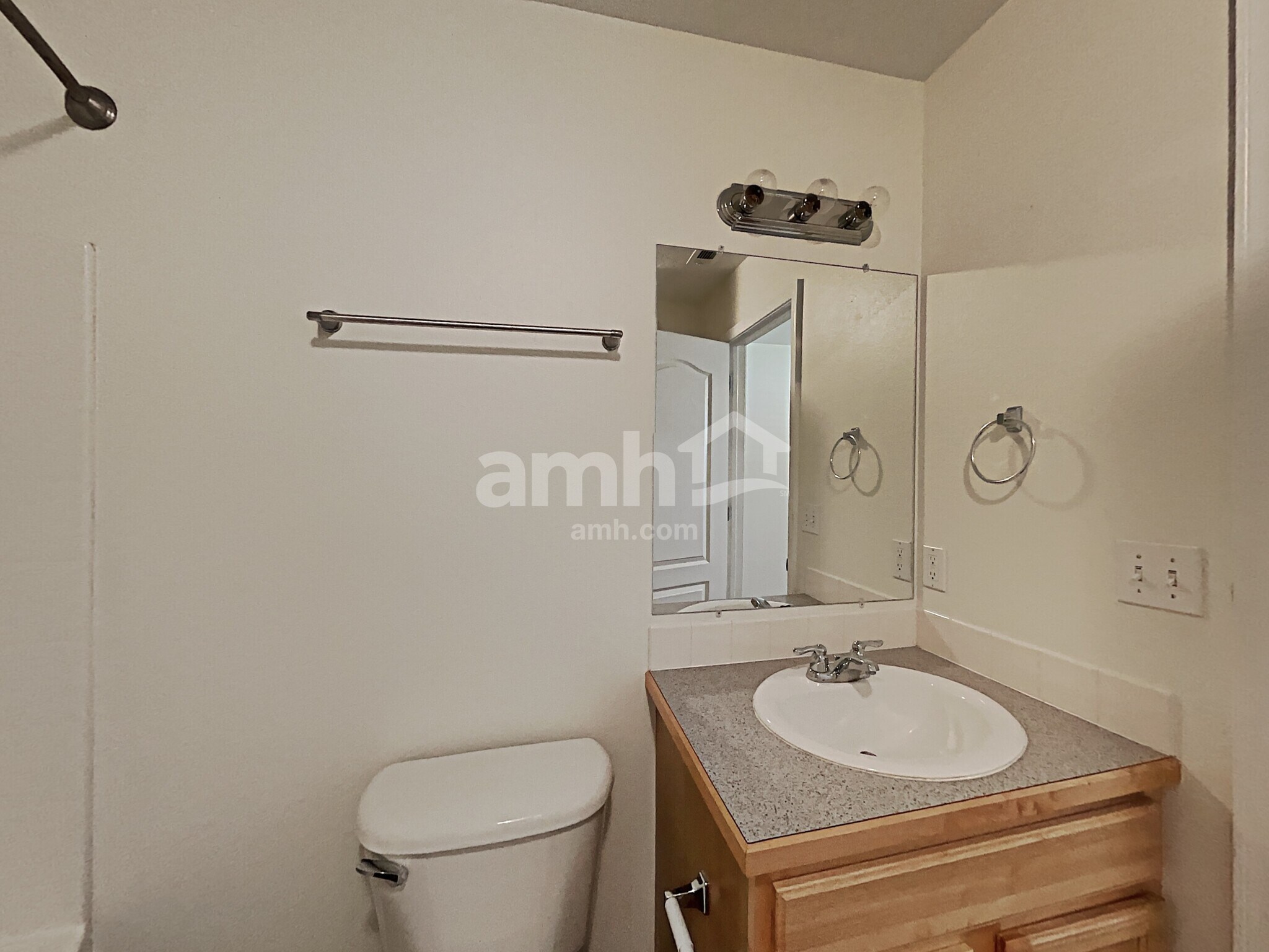 Building Photo - 9468 W Trestlewood Dr