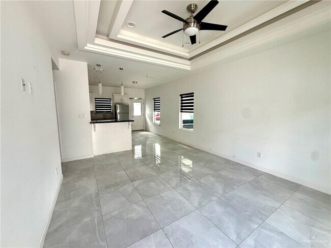 Building Photo - 5608 Puffin Ave