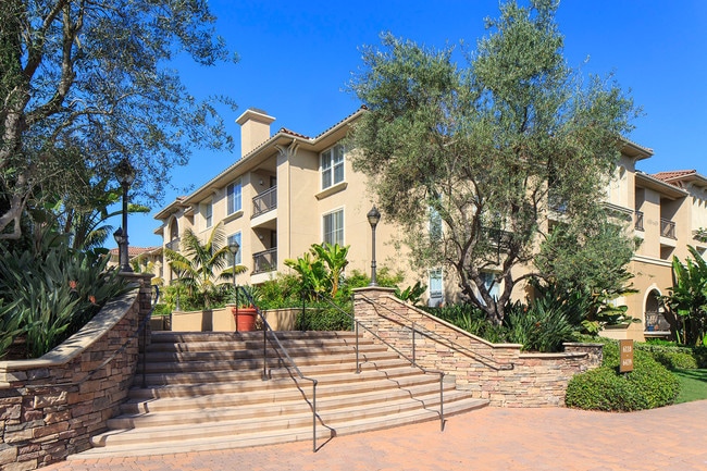 Newport Bluffs Apartment Village Beach Ca Newport Bluffs Apartment Village