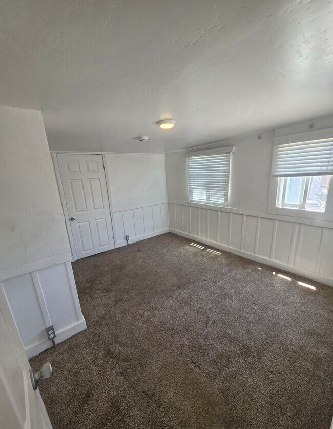Building Photo - MOVE-IN SPECIAL! Charming 1BD/1BA Normal Heights Home w/ SOLAR and Private Fenced Yard