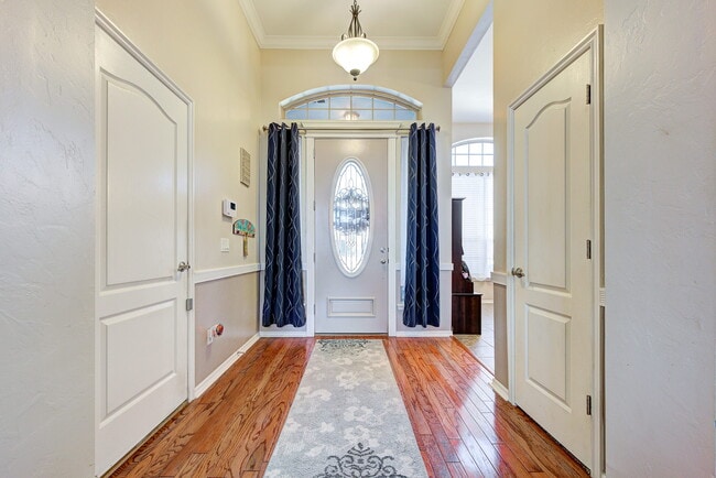 Building Photo - 3804 Lorings Rd