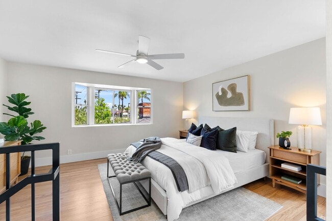 Building Photo - Restored Mission Hills Stunner