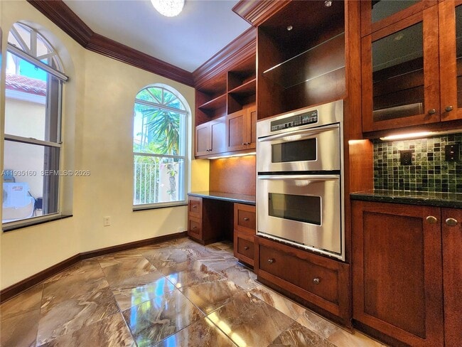 Building Photo - 21028 NE 34th Ct