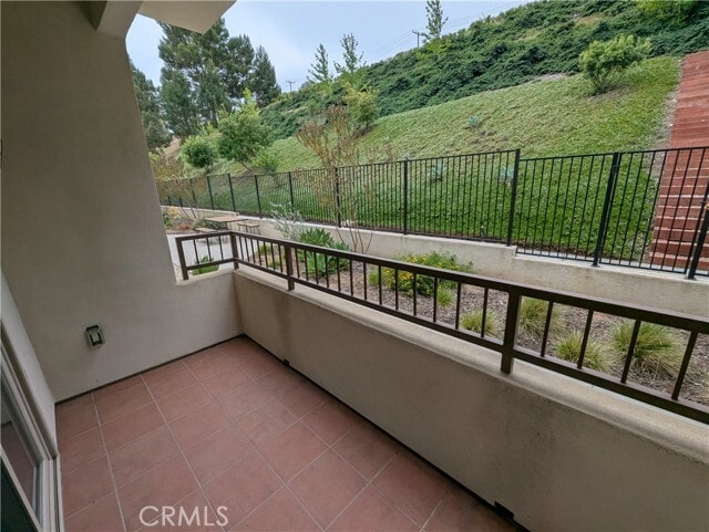 Building Photo - 627 Deep Valley Dr