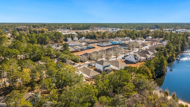 Building Photo - 246 Marsh Landing N
