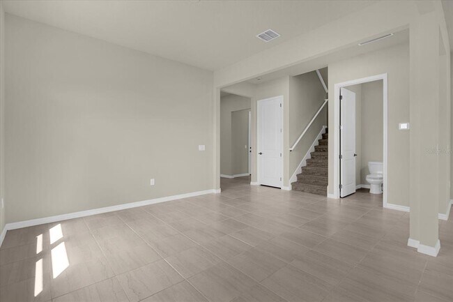 Building Photo - 10411 Pk Ests Ave