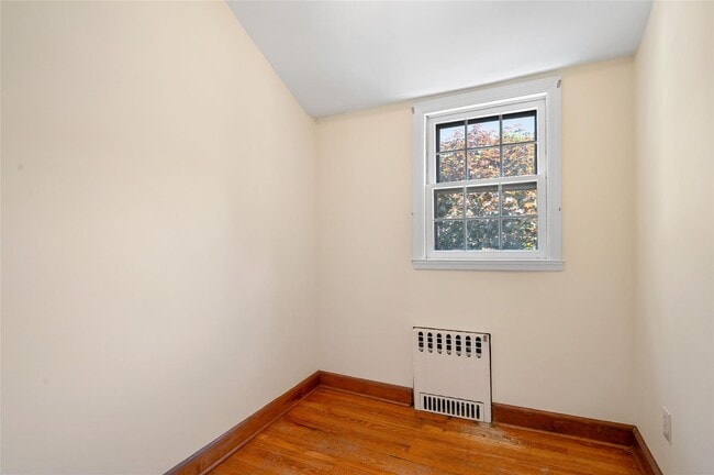 Building Photo - 44 Hamilton Rd