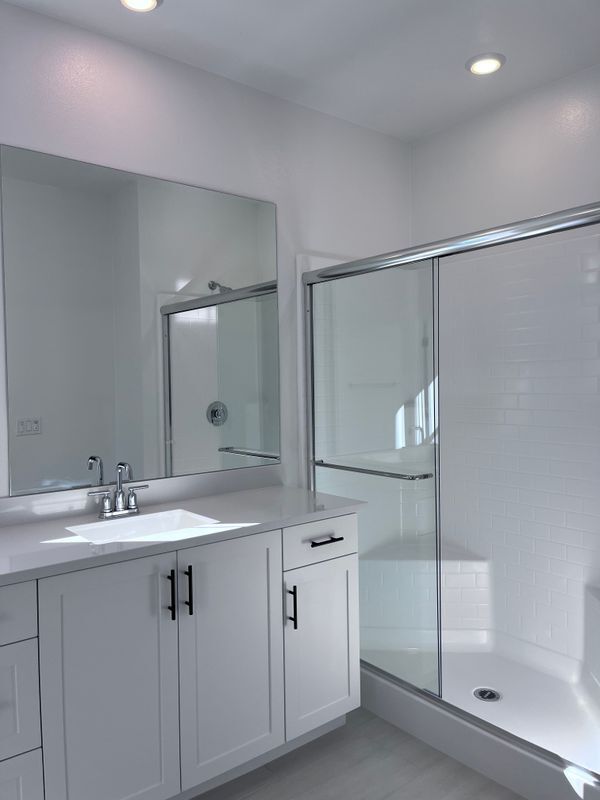 Building Photo - 4077 Pomelo Dr