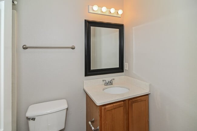 Building Photo - 4459 Marsh Hawk Dr S