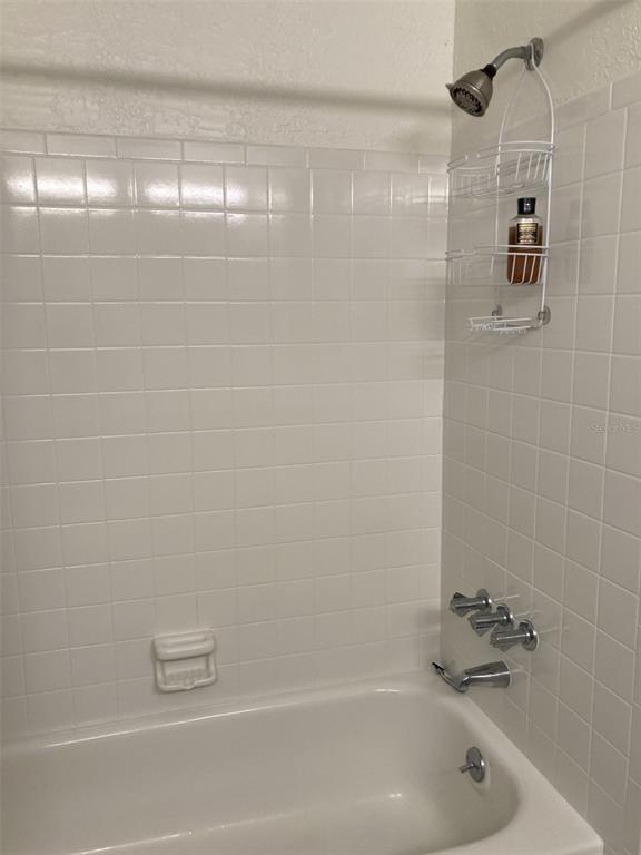 Building Photo - 304 47th Ave Dr W