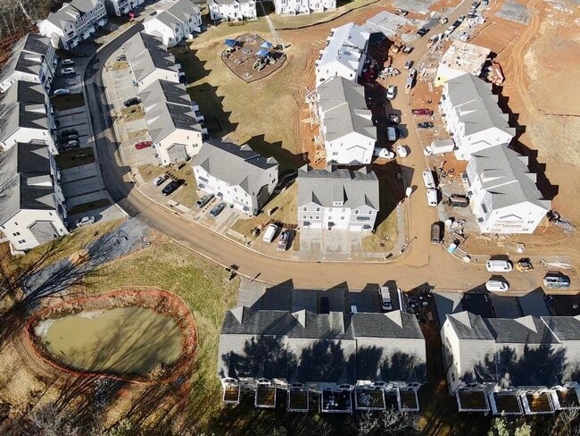 Building Photo - 1537 Palomino Trl