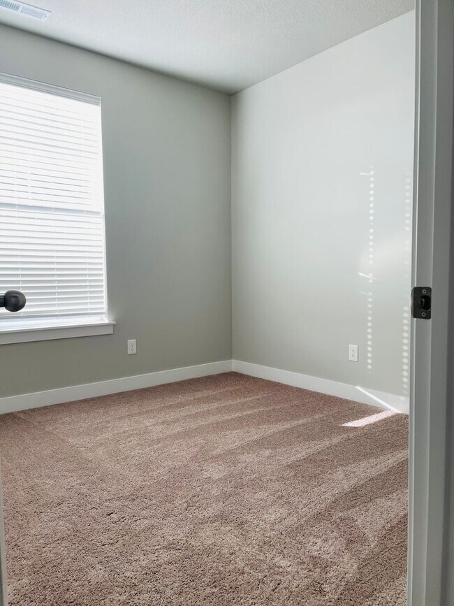 Building Photo - New Construction Condominium in Prime Riverton Location