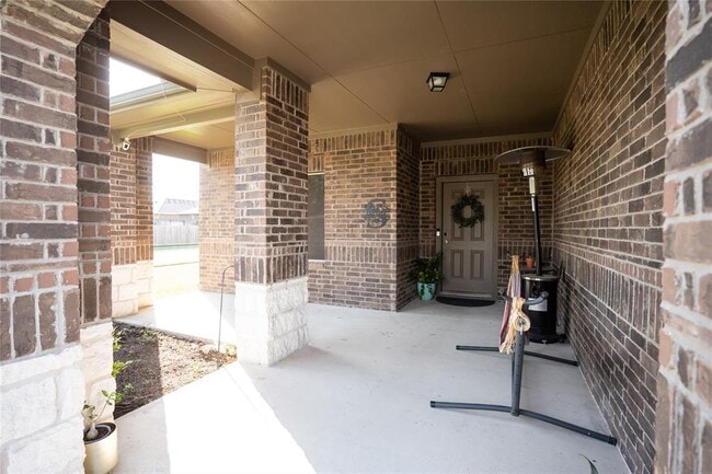 Building Photo - 625 Topaz Ln