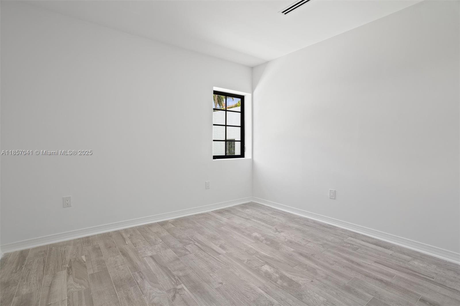 Building Photo - 434 Aragon Ave