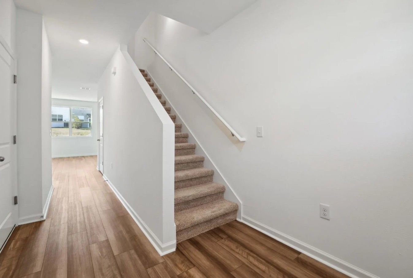 Building Photo - 1301 Tofino Dr