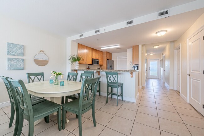 Building Photo - 43 Cassine Way