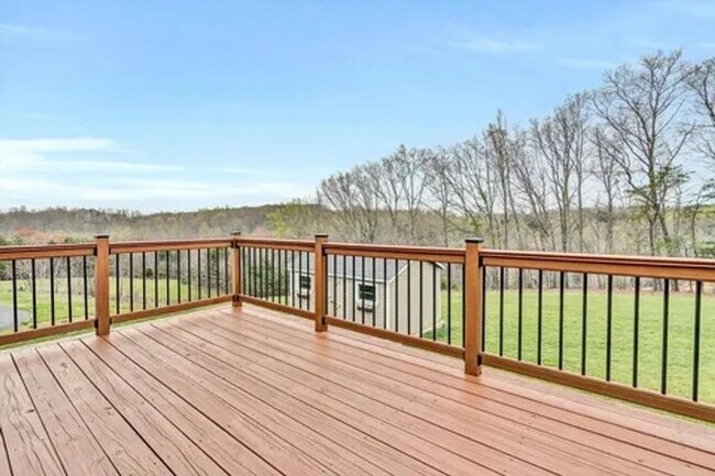 Building Photo - 3 Bedroom || 3 Bathroom Home in Moneta