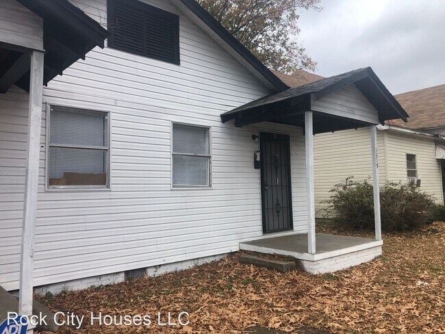 Building Photo - 2 br, 1 bath House - 1319B Maple Street