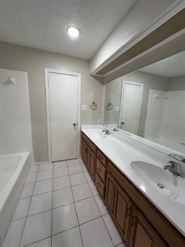 Building Photo - 126 Wildwood Dr