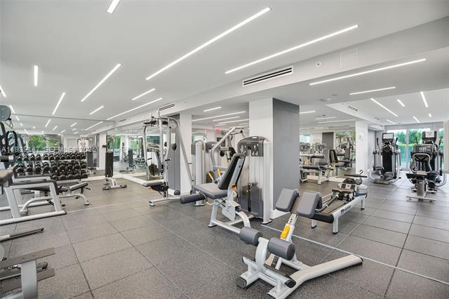 Building Photo - 1541 Brickell Ave