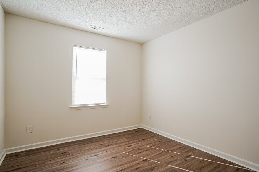 Building Photo - 6802 Paint Rock Ln