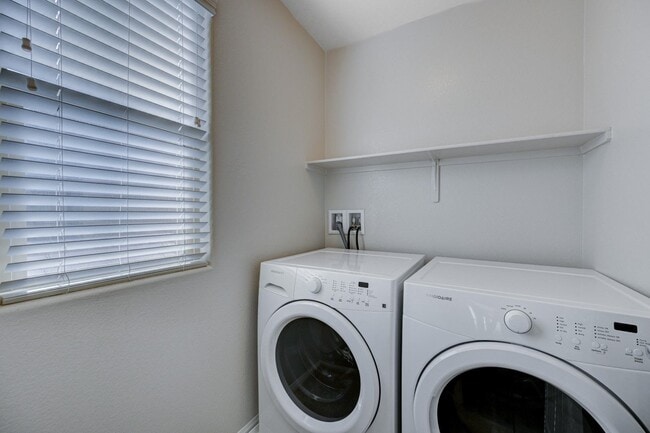 Building Photo - GORGEOUS 4 Bedroom, 2 Story Home located in the SW!