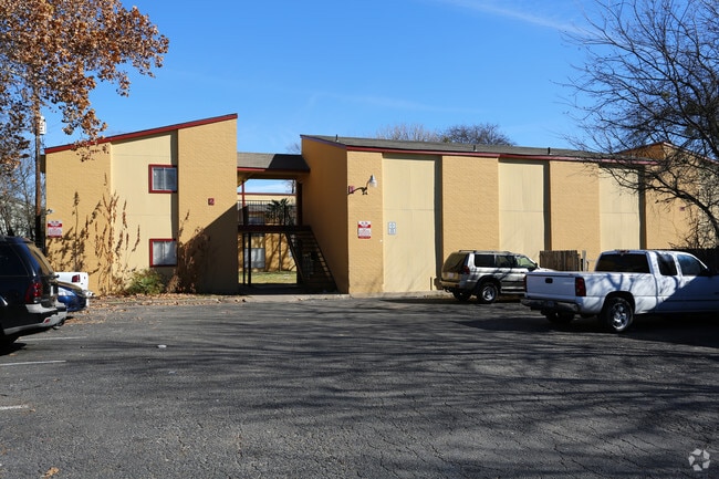 Primary Photo - Patton at Windsor Park