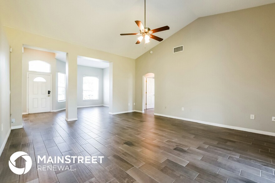 Building Photo - 13438 Oak Bend Dr