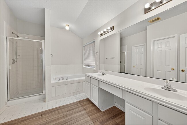 Building Photo - 307 Roans Prairie Ln