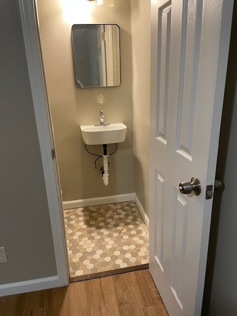 Half bath - 9215 ARISTIDES DR