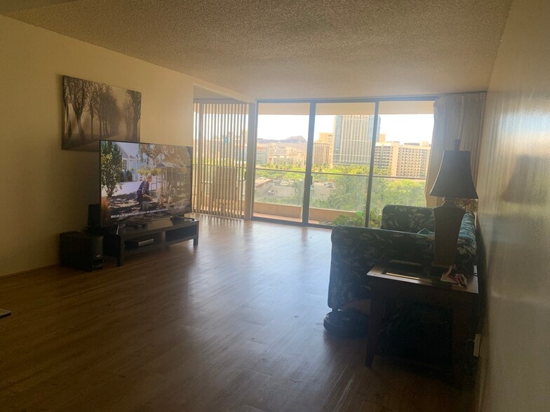 Living with 75 Inch TV - 1860 Ala Moana Blvd
