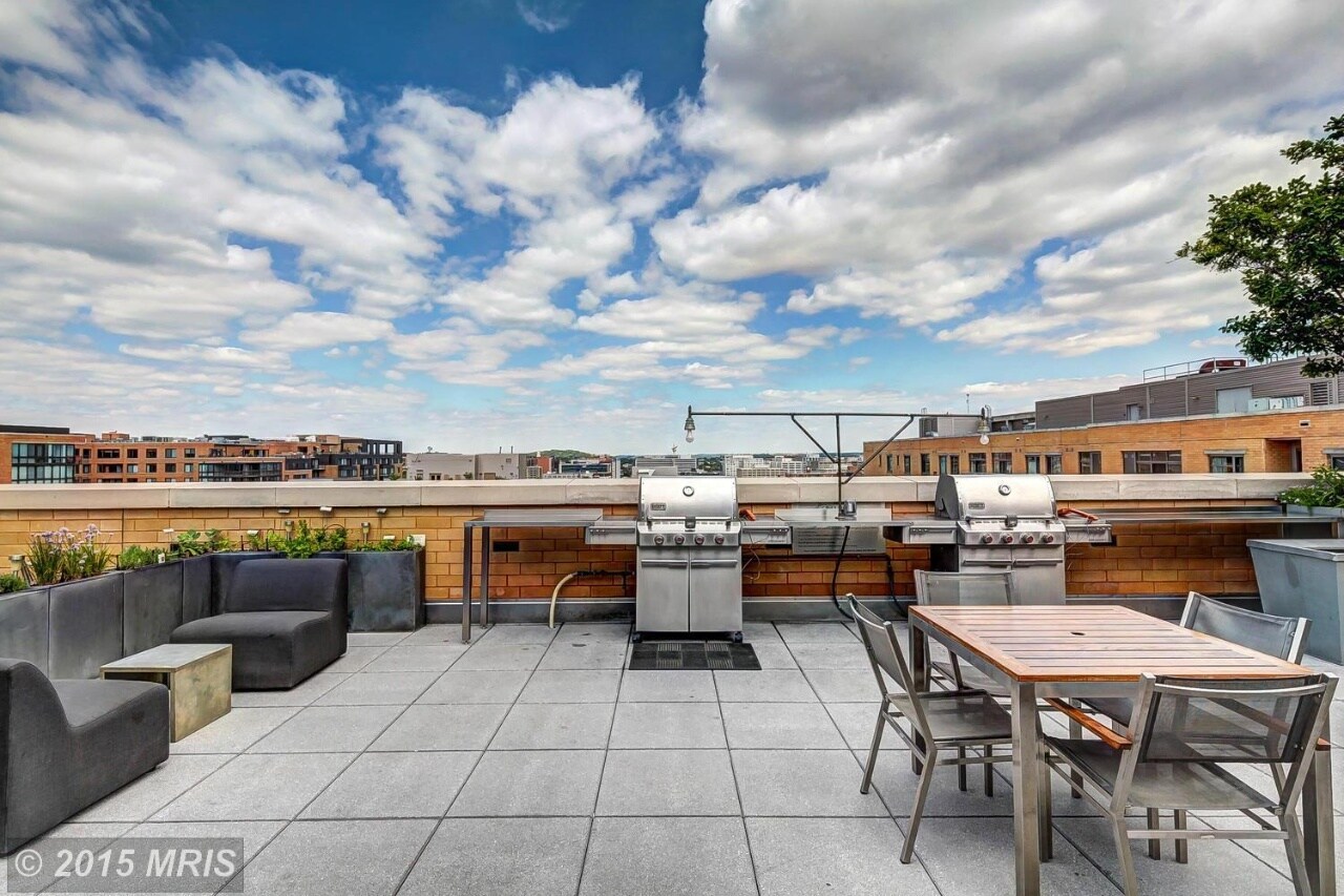 Building Photo - 475 K St NW