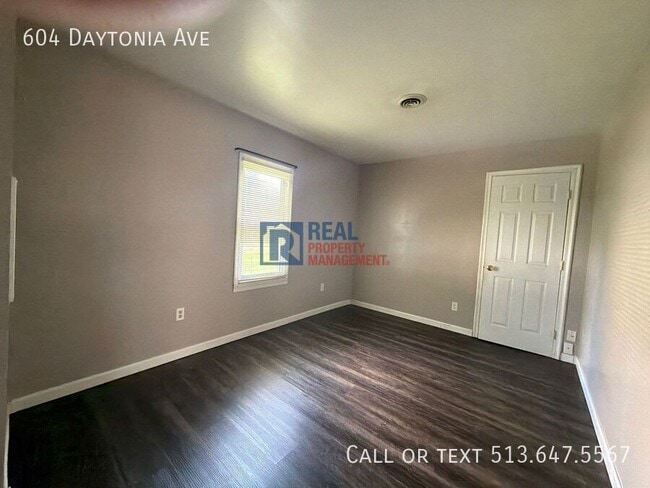 Building Photo - 604 Daytonia Ave