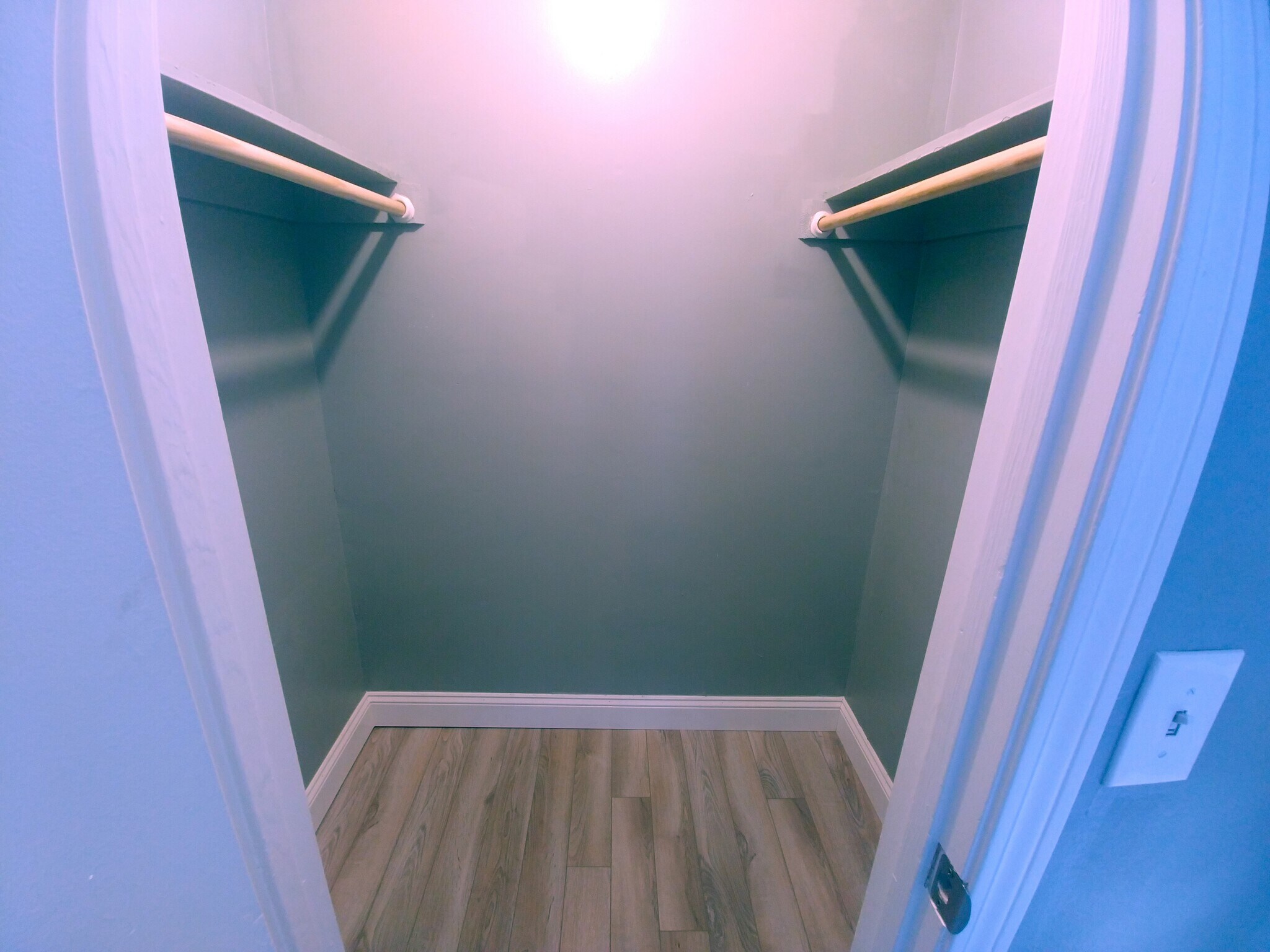 Building Photo - 10200 Belle Rive Blvd