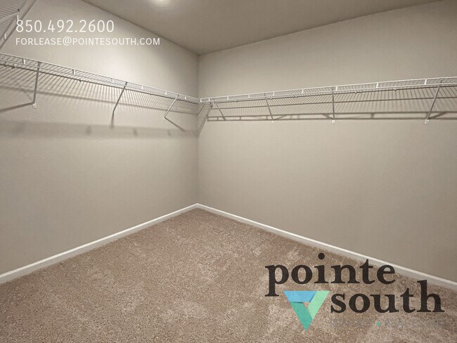 Building Photo - 7063 Abigail St