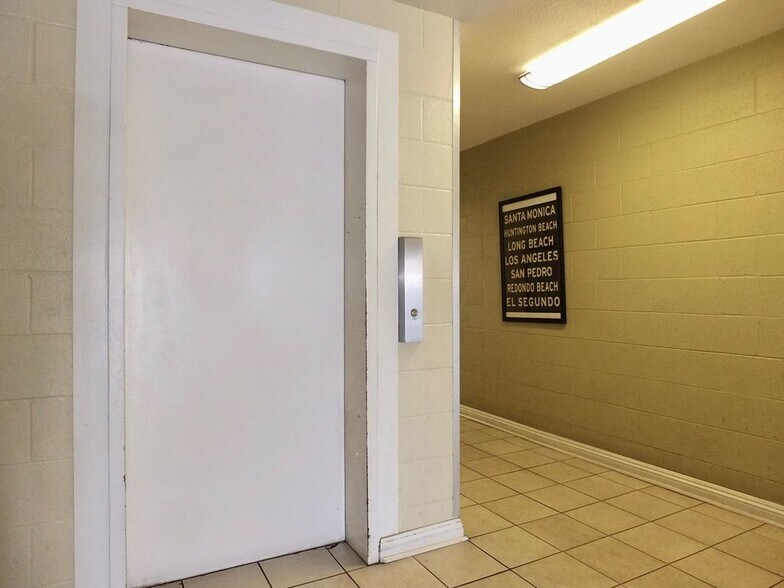 Building Photo - 420 Redondo Ave