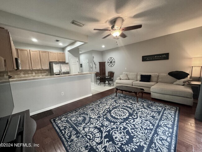 Building Photo - 13497 Sunstone St