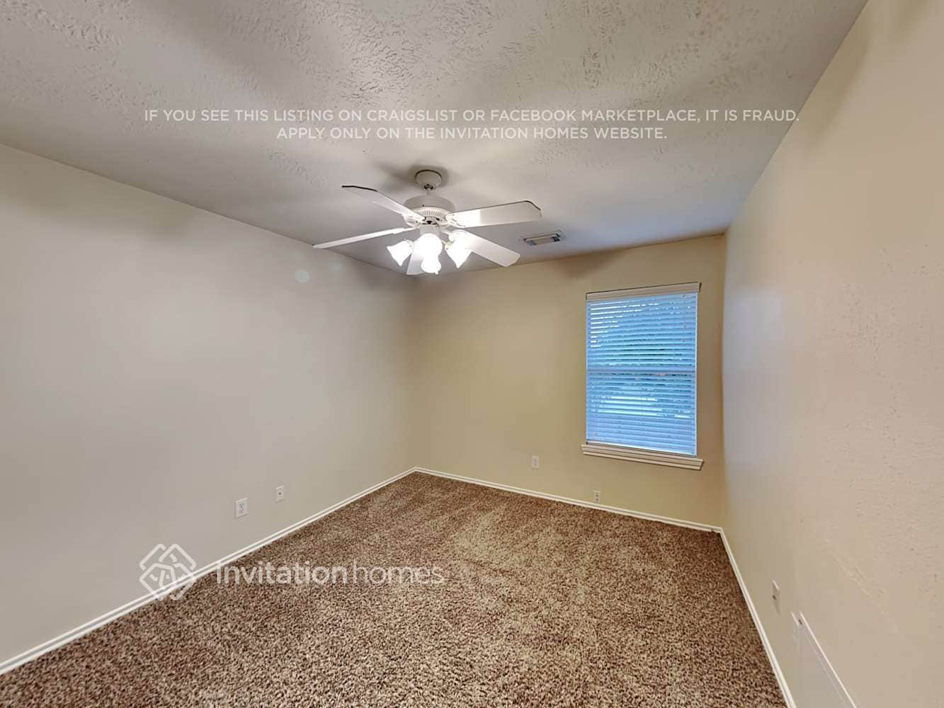 Building Photo - 410 Sun River Ln