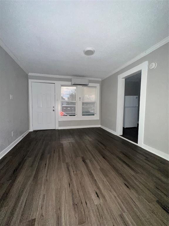 Building Photo - 1401 Collier St