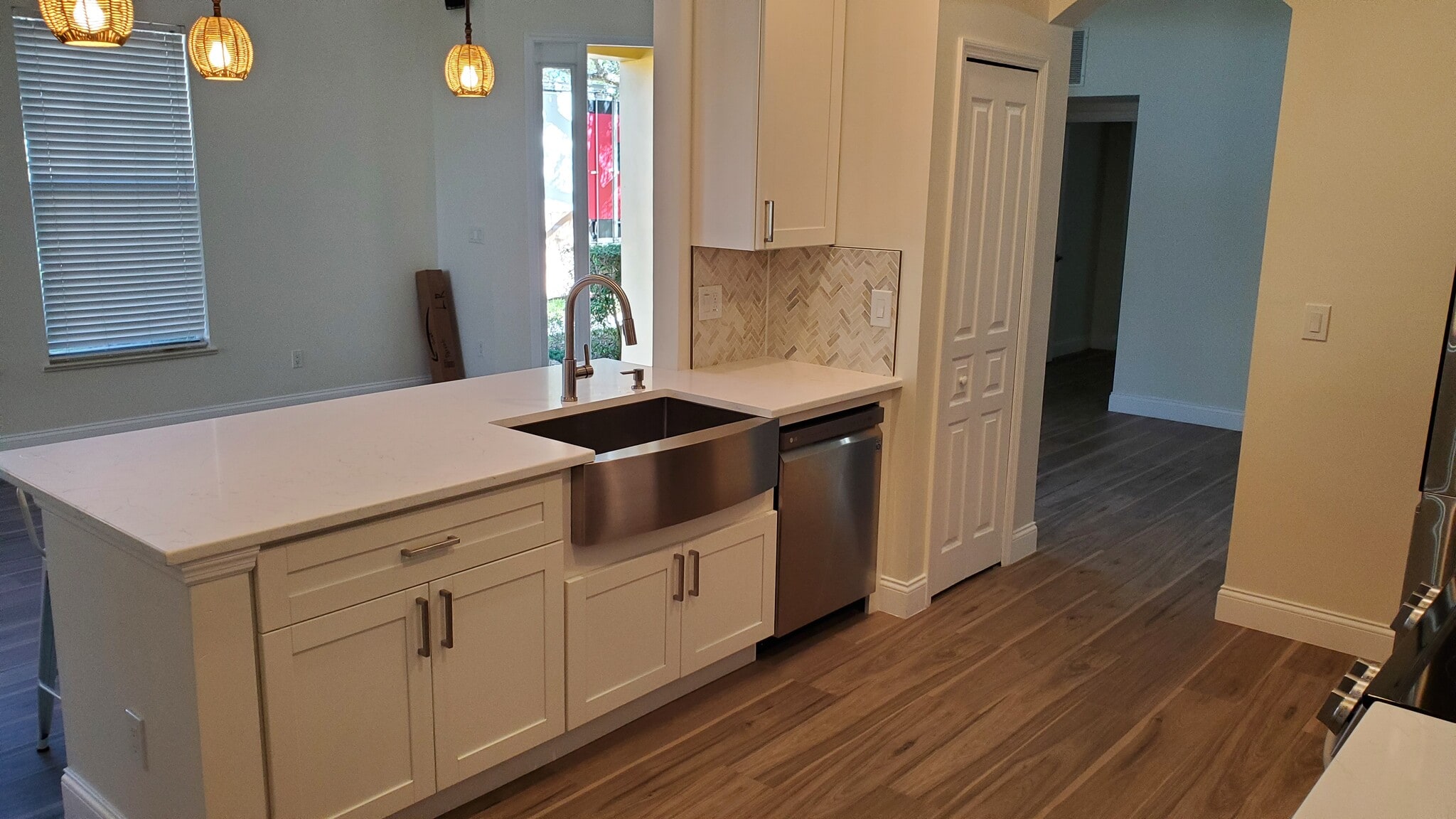 Building Photo - 10751 SW West Park Ave