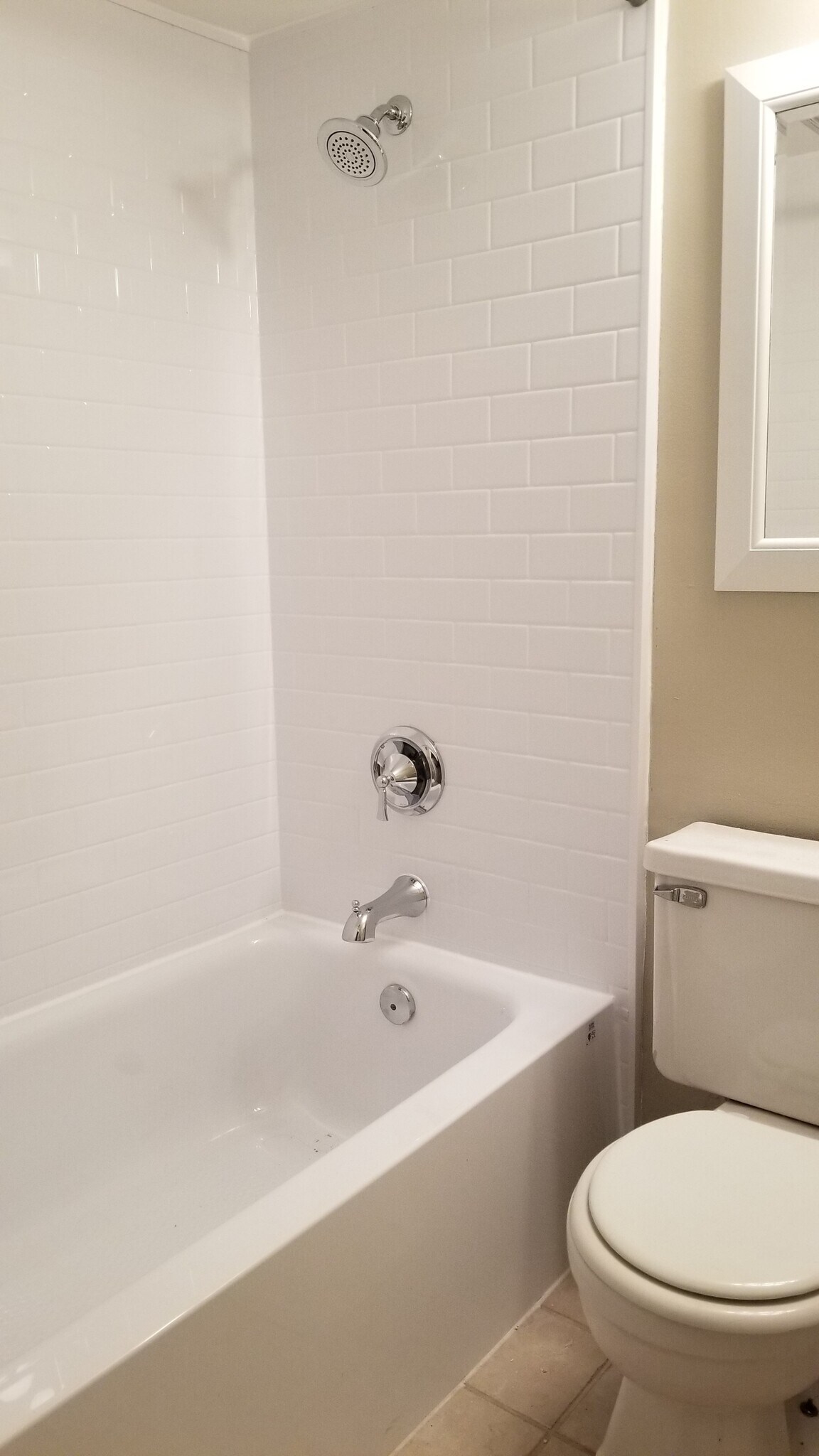 Bathroom - 542 6th W St